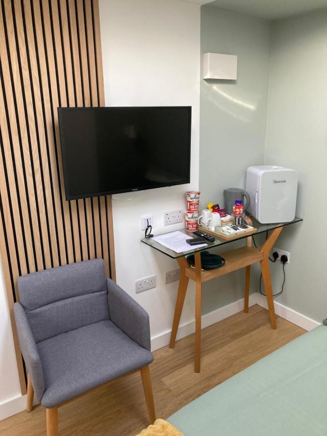 Central Ensuite Guest Unit With Ac And Free On-Street Parking Brighton ภายนอก รูปภาพ