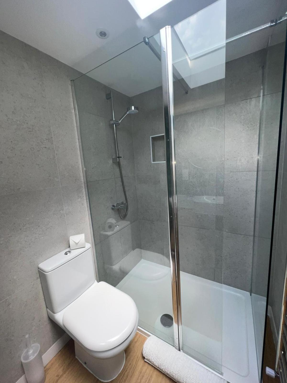 Central Ensuite Guest Unit With Ac And Free On-Street Parking Brighton ภายนอก รูปภาพ